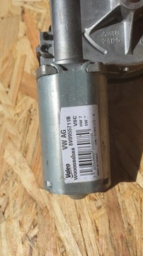AUDI A3 Q2 MOTOREK STĚRAČE ZADNÍ 8V0955711B