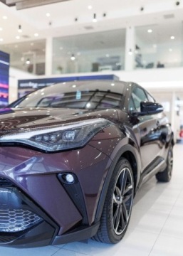 Toyota C-HR I Crossover Facelifting 1.8 Hybrid 122KM 2023 Toyota C-HR 1.8 Hybrid GPF GR Sport 1.8 Hybryda 122KM, zdjęcie 15