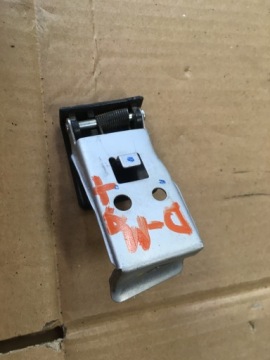 РУЧКА ТОПЛИВНОГО БАКА ISUZU D-MAX 8981009163