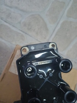 CÍVKA ZAPALOVACÍ BOSCH 0 221 503 002