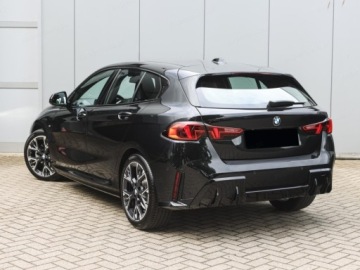 BMW Seria 1 F70 2025 BMW Seria 1 120 Sport Hatchback 1.5 (170KM) 2025, zdjęcie 3