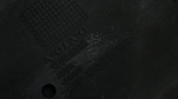 KRYT NÁRAZNÍKU PODBĚHU PRAVÝ PŘEDNÍ VOLVO S60 30744318