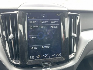 Volvo XC60 II Crossover T5 250KM 2018 Volvo XC 60 4x4 T5 Momentum 2018 kamera, zdjęcie 18