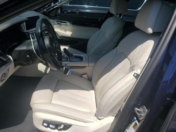 BMW Seria 7 G70 2022 BMW Seria 7 740I 2022, od ubezpieczalni 3.0 Benzyna 335KM, zdjęcie 6