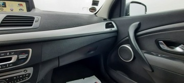 Renault Megane III Grandtour 1.4 16v TCe 130KM 2011 Renault Megane Duża Navi panorama dach, zdjęcie 16