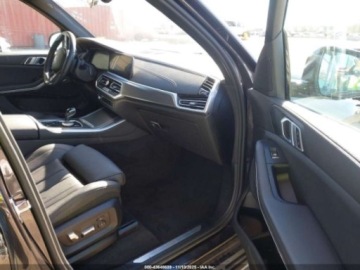 BMW X5 G05 2022 BMW X5 sDrive40i 2022 3.0 Benzyna 335KM, zdjęcie 10