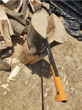 НАБОР ТОПОРОВ FISKARS: Колун X25 + Столярные работы X7 + БЕСПЛАТНЫЙ набор для охраны труда и техники безопасности.