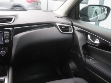 Nissan Qashqai II Crossover 1.2 DIG-T 115KM 2015 Nissan Qashqai 1.2 DIG-T, Automat, Klima, zdjęcie 7