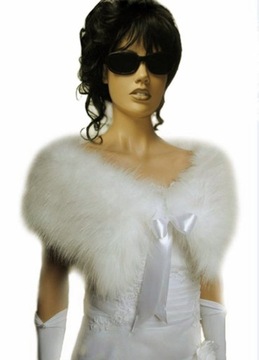 Эксклюзивный меховой палантин на выпускной вечер