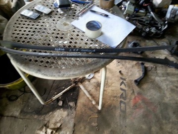 CORSA C - LISTWA SZYBY PRZOD CZOLOWEJ LEWA