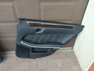 BOCZEK DRZWI SKÓRA LED MERCEDES W212 S212 KOMBI EU
