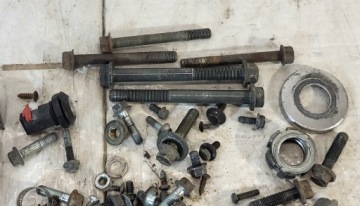 Болты для разборки MBK Skycruiser 125 Yamaha X-Max 2006-2009r