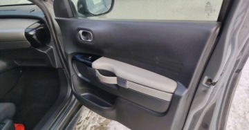 Citroen C4 Cactus Crossover 1.2 PureTech 82KM 2016 Citroen C4 Cactus Citroen C4 Cactus PureTech 82 Shine 1.2 Benzyna 82KM, zdjęcie 16