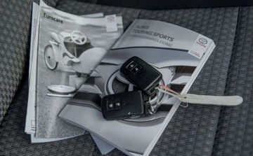 Toyota Auris II Touring Sports Facelifting 1.2 D-4T 116KM 2018 Toyota Auris Toyota Auris 1.2 Turbo Design Edition 1.2 Benzyna 116KM, zdjęcie 30