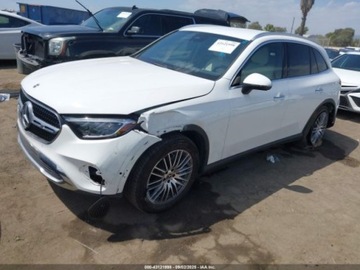 Mercedes GLC C254/X254 2024 Mercedes-Benz GLC 300 4Matic Suv 2024 2.0l 2.0 Benzyna 255KM, zdjęcie 1