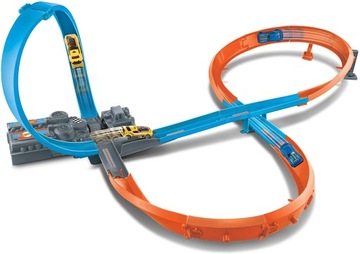 Hot Wheels Управляемая восьмерка Гусеница Mattel GGF92