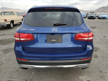 Mercedes GLC C253 2019 Mercedes-Benz GLC 300 2019 2.0l 2.0 Benzyna 255KM, zdjęcie 2