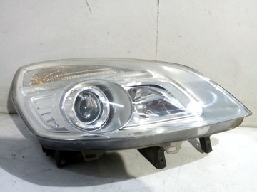 Renault Scenic II lift lampa prawa przód przednia
