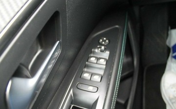 Peugeot 5008 II Crossover Facelifting 1.2 PureTech 130KM 2023 Peugeot 5008 1.2 Benzyna 131KM, zdjęcie 20