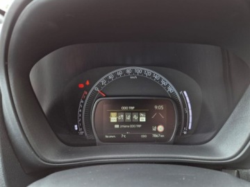 Toyota Aygo X 1.1 VVT-i 72KM 2025 Toyota Aygo X 1.0 VVTi Style 1.0 VVTi Style Salon, zdjęcie 15