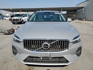 Volvo XC60 II 2022 Volvo XC 60 B5 Momentum 2022 2.0l 2.0 Benzyna 247KM, zdjęcie 5