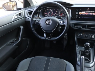 Volkswagen Polo VI Hatchback 5d 1.0 TSI 115KM 2018 VW Polo 1.0 TSI, Salon Polska, Klima, Tempomat, zdjęcie 6