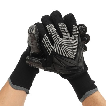 2 шт.. Футбольные вратарские перчатки.