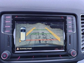 Volkswagen Sharan II Van Facelifting 2.0 TDI 177KM 2019 Volkswagen Sharan VATmarza ACC 7os. bogata opcja Salon PL od Dealera, zdjęcie 19