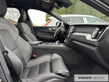 Volvo XC60 II 2025 Volvo XC 60 XC60 B5 B AWD Ultra Dark aut, Pakiet C, zdjęcie 11