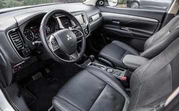 Mitsubishi Outlander III SUV 2.2 DOHC DI-D 150KM 2013 Mitsubishi Outlander 2.2DiD 150KM Full Skora Navi Camera Xenon Szyber Full, zdjęcie 14