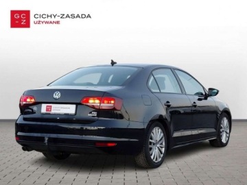 Volkswagen Jetta VI Sedan Facelifting 2.0 TDI 110KM 2016 Volkswagen Jetta Comfortline 2,0 TDI 110km Salon PL Serwis ASO FV-Mar, zdjęcie 4