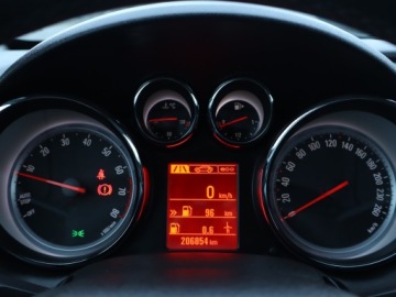 Opel Astra J Sports Tourer Facelifting 1.4 Turbo ECOTEC 120KM 2014 Opel Astra 1.4 T, Xenon, Bi-Xenon, Klima, zdjęcie 10