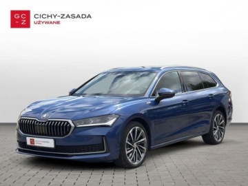 Skoda Superb IV Kombi 2.0 TDI 193KM 2024 Skoda Superb LED Matrix kamera 360 Head-up hak dach panoramiczny
