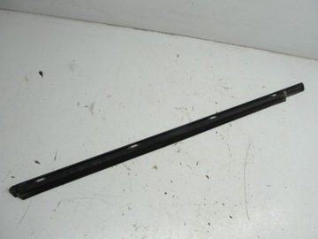 LIŠTA DVEŘE LEVÝ PŘEDNÍ MERCEDES W211