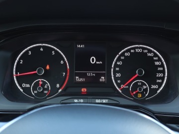 Volkswagen Polo VI Hatchback 5d 1.0 TSI 95KM 2018 VW Polo 1.0 TSI, Salon Polska, VAT 23%, Klima, zdjęcie 10