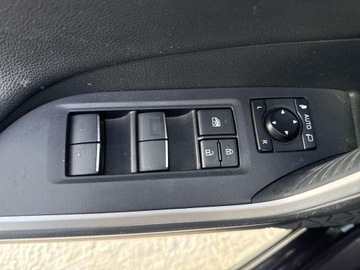 Toyota RAV4 V SUV 2.5 Hybrid Dynamic Force 222KM 2021 Toyota RAV4 2.5 Hybrid Black Edition by JBL 4x4 V, zdjęcie 19