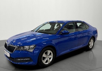 Skoda Superb III Liftback Facelifting 2.0 TDI SCR 150KM 2021 Skoda Superb Active 2.0TDI Grzana szyba, pamiec foteli, grzane fotele FV23