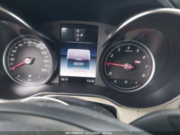 Mercedes GLC C253 2019 Mercedes-Benz GLC 2019 Mercedes-Benz GLC GLC 300 SUV 2.0 Benzyna 241KM, zdjęcie 6