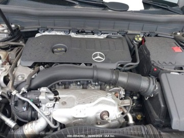 Mercedes GLB 2021 Mercedes-Benz GLB 250 4Matic 2021 2.0l 2.0 Benzyna 221KM, zdjęcie 8