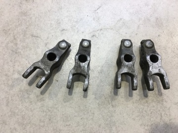 DRŽÁKY VSTŘIKOVAČE VECTRA C 1.9 CDTI