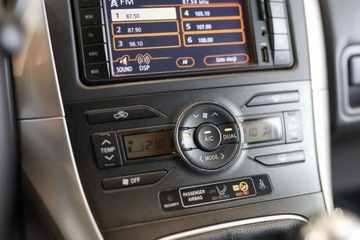 Toyota Auris I Hatchback 5d Facelifting 1.6 Valvematic 132KM 2011 Toyota Auris 1.6 Dynamic 1.6 Benzyna 132KM, zdjęcie 17