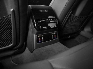 Audi A6 C8 Avant Plug In Facelifting 2.0 55 TFSI e 367KM 2026 AUDI A6 e-Hybrid quattro Avant Combi 2.0 (367 KM) 2026, zdjęcie 14