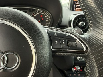 Audi A1 I Hatchback 3d 1.6 TDI 105KM 2011 Audi A1 3-drzwiowe 1.6 TDI 105KM 2011r, S-Line, zdjęcie 16