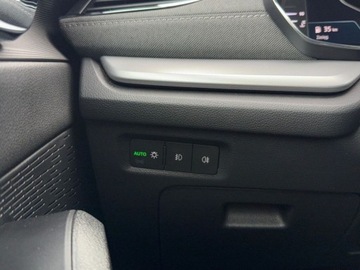 Skoda Octavia IV Scout 1.5 TSI ACT 150KM 2022 Skoda Octavia Virtual Cockpit, tempomat, kamera cofania 1.5 Benzyna 150KM, zdjęcie 29