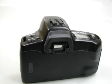 MINOLTA DYNAX 300si - корпус