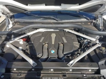 BMW X7 2019 BMW X7 2019 BMW X7 XDRIVE50I 4.4 Benzyna 456KM, zdjęcie 15