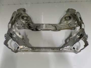 BMW 1 E87 116I NÁPRAVNICE NOSNÍK POD MOTOR