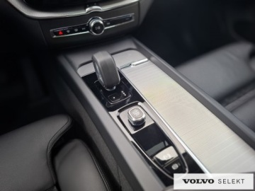 Volvo XC60 II 2024 Volvo XC 60 XC60 T6 Plug-In Hybrid AWD Plus Dark a, zdjęcie 24