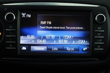 Toyota Yaris III Hatchback 5d Facelifting 2017 1.5 Dual VVT-iE 111KM 2017 Toyota Yaris 1.5 Dual VVT-i, Salon Polska, zdjęcie 8