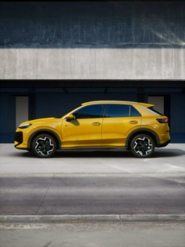 Volkswagen T-Roc I SUV Facelifting 1.5 TSI ACT 150KM 2026 Volkswagen T-Roc Wersja R-Line 1.5 eTSI 150 KM DSG, zdjęcie 9